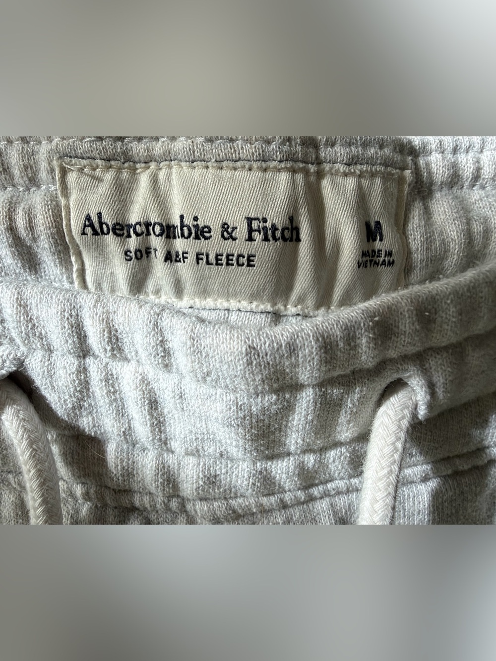 Abercrombie & Fitch Light Gray Men's Drawstring Athletic Shorts - Picture 3 of 3